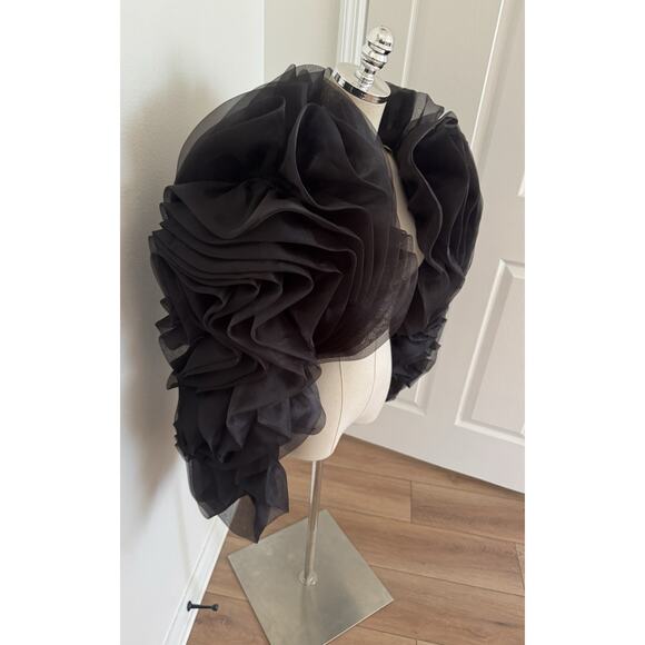 By Anthropologie Ruffle Drama Sleeve Shrug Black NWT One Size Statement Runway - Picture 4 of 16